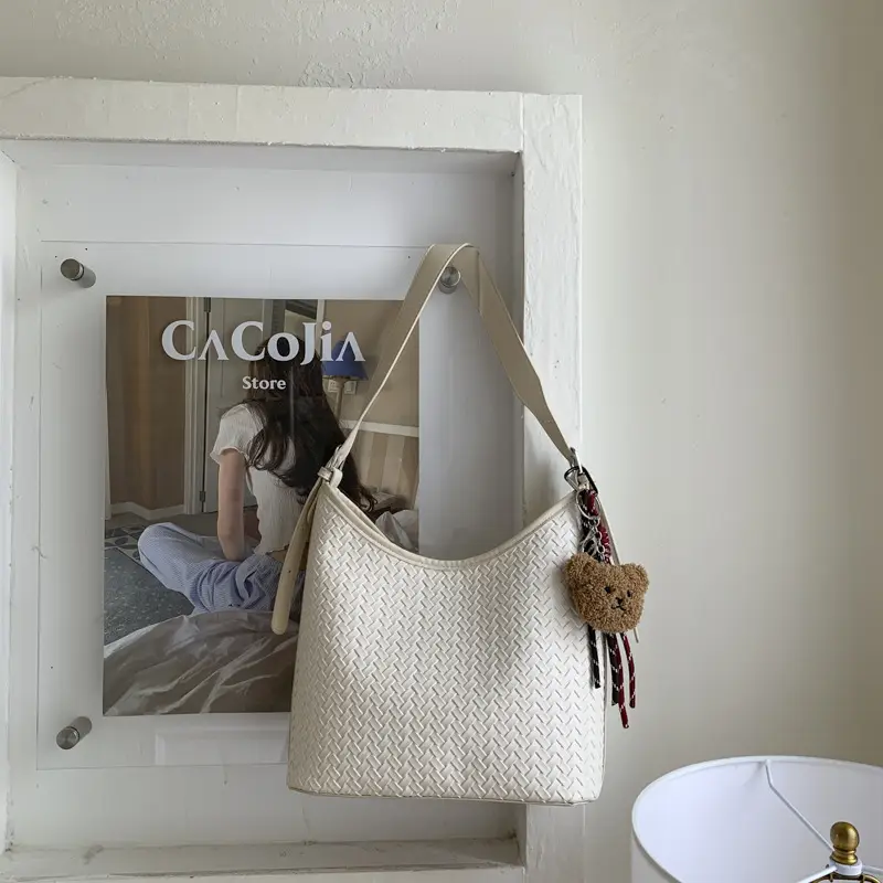 Women Crossbody Bag Brown Woven Leather 2025 - Image 5