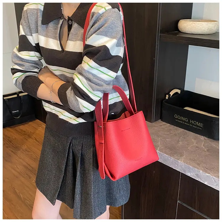 Red Korean Pattern Handbag Women's 2025 New Trendy — feature 17