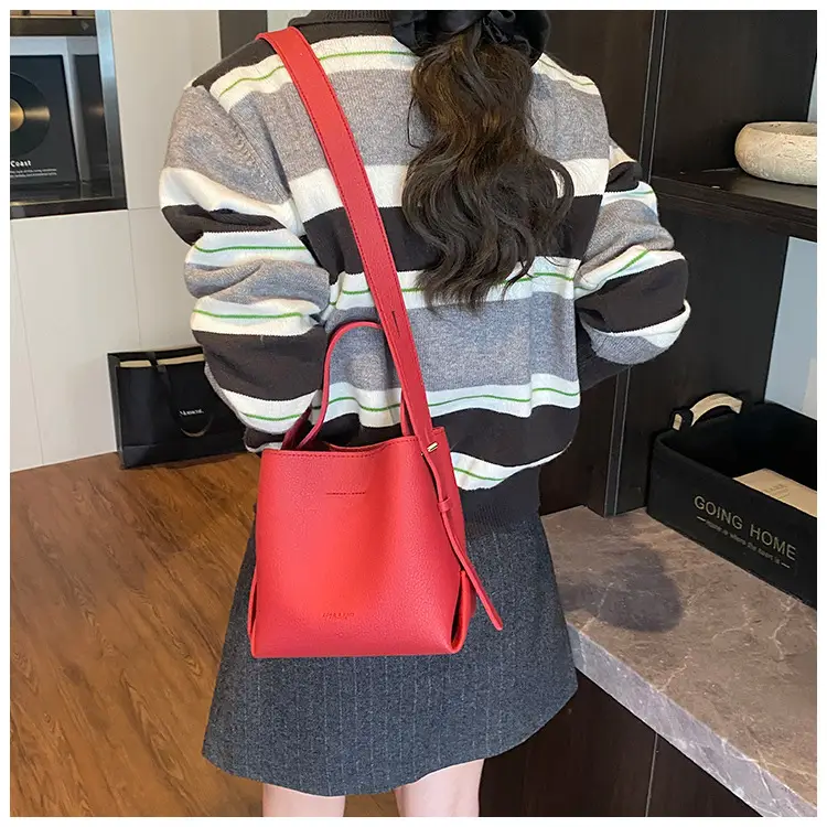 Red Korean Pattern Handbag Women's 2025 New Trendy — feature 18