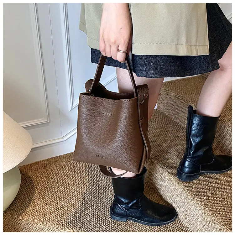 Red Korean Pattern Handbag Women's 2025 New Trendy — feature 23