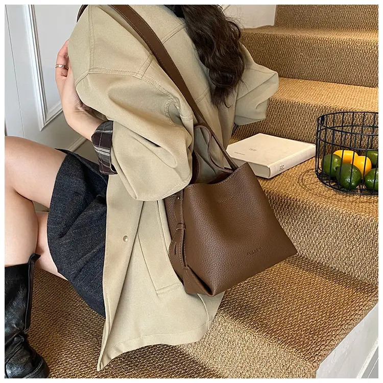 Red Korean Pattern Handbag Women's 2025 New Trendy — feature 25