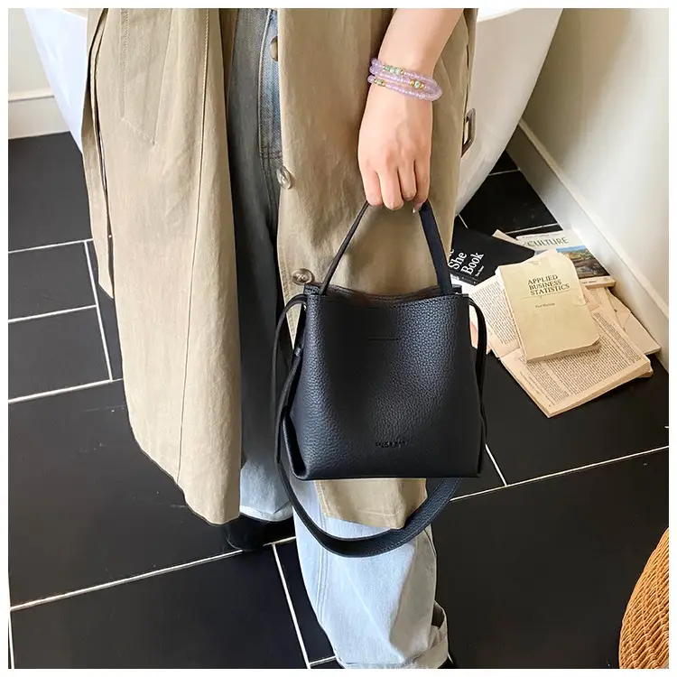 Red Korean Pattern Handbag Women's 2025 New Trendy — feature 28