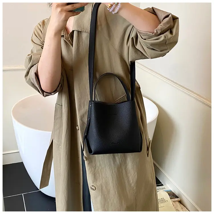 Red Korean Pattern Handbag Women's 2025 New Trendy — feature 30