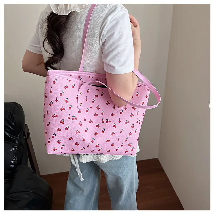 2025 Printed Women's Heart Tote Bag White — feature 15