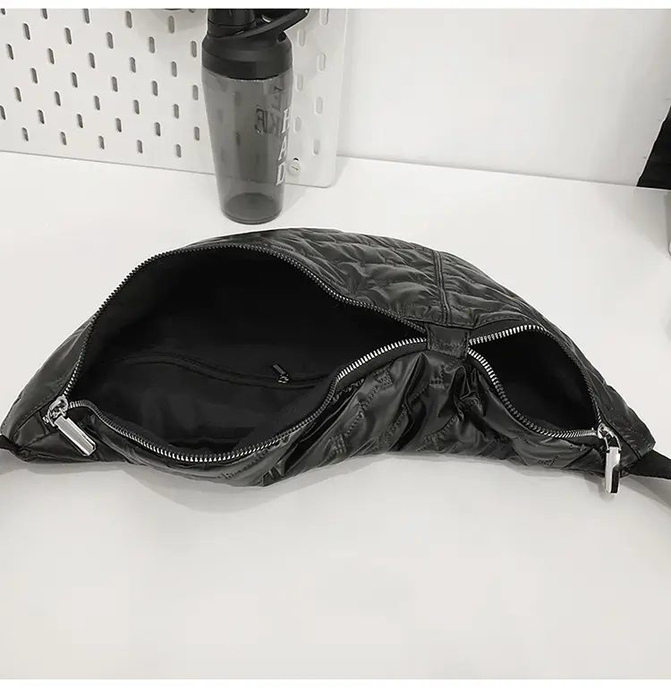 Japanese Style Black Crossbody Bag Large Capacity — feature 18