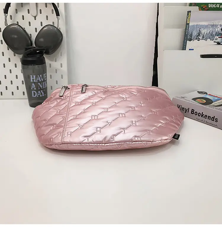 Japanese Style Black Crossbody Bag Large Capacity — feature 24