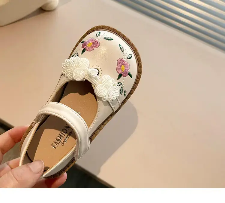 Girls' Embroidered Leather Baby Shoes with Soft Soles — feature 14