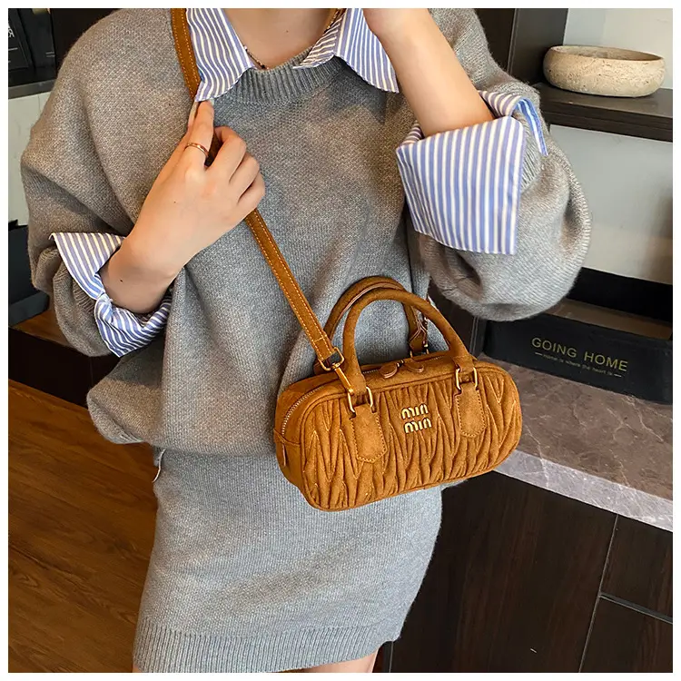 Brown Pleated Crossbody Bag for Women 2026 — feature 10