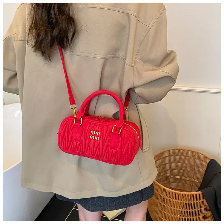 Brown Pleated Crossbody Bag for Women 2026 — feature 27