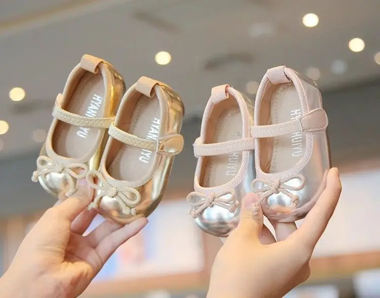 Girls Casual Baby Shoes 2025 Summer New Korean Style Baby Princess Non-Slip Soft Sole Breathable Toddler Small Leather Shoes — feature 1