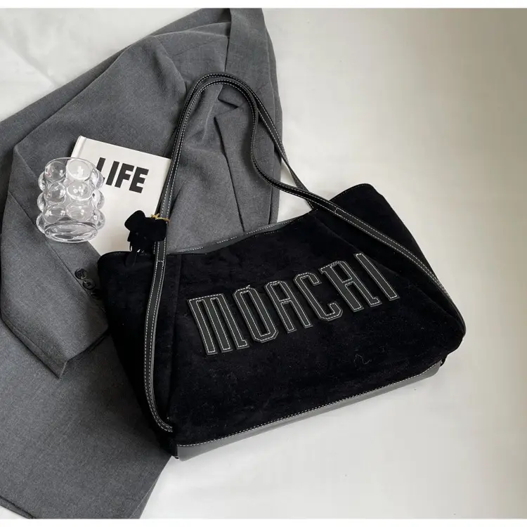 Women Suede Crossbody Bag Retro Design 2025 — feature 21