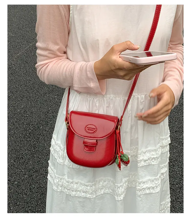 Red Mini Saddle Crossbody Bag for Women Autumn Winter 2025 — feature 8