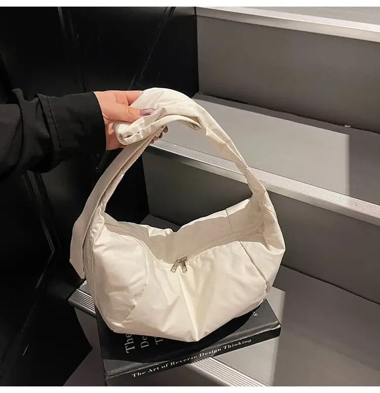 Black Crossbody Bag for Women 2025 Commute Large Capacity — feature 22