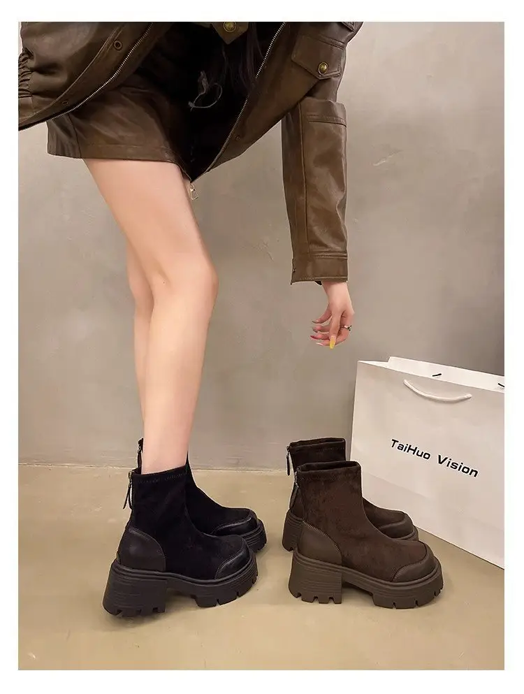 Women Retro British Style Boots Black Thick Heel 2025 — feature 17