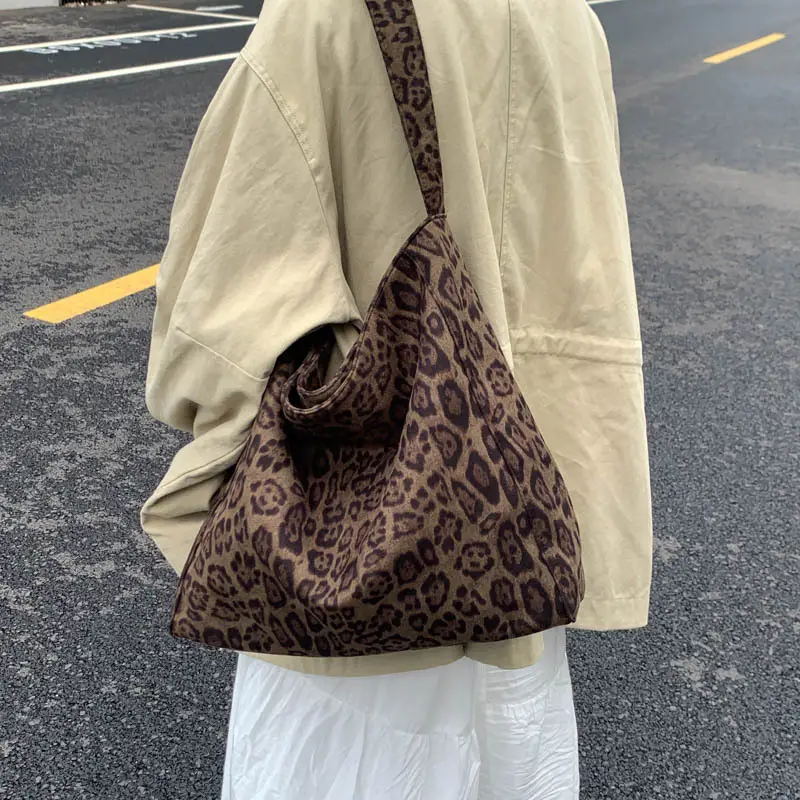 2025 Leopard Print Woolen Shoulder Bag for Women - Image 8