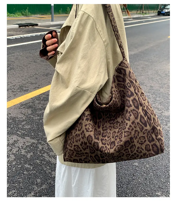 2025 Leopard Print Woolen Shoulder Bag for Women — feature 16