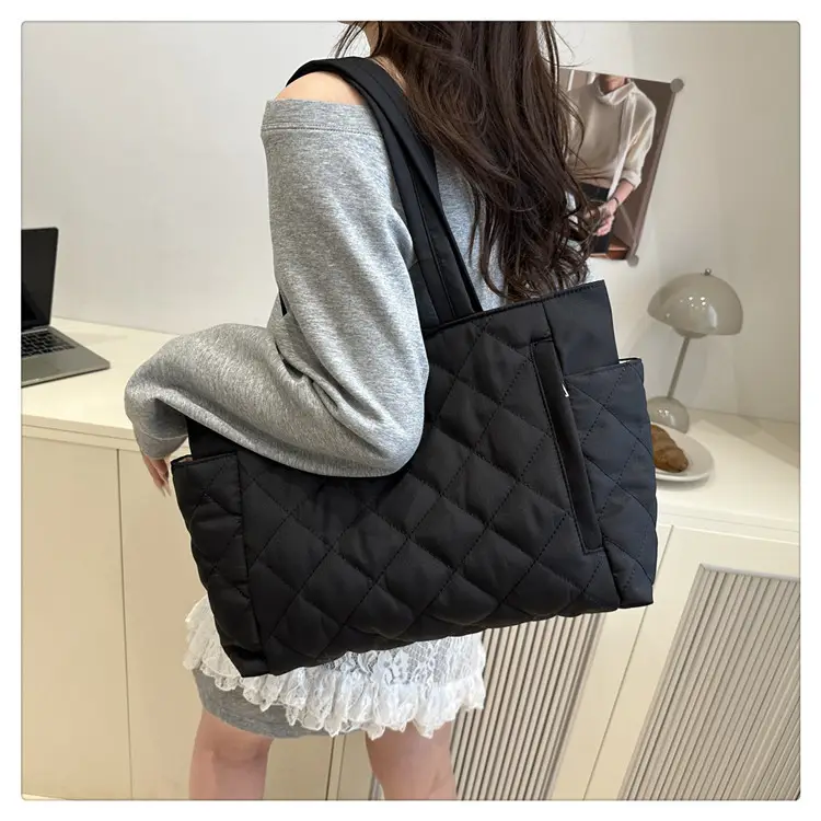 Women Quilted Shoulder Tote Bag Light Green 2025 — feature 16