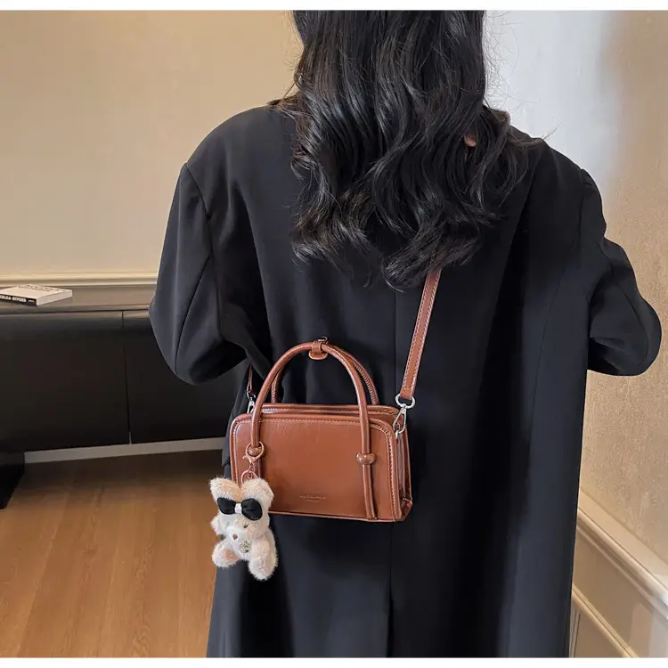 Women Shoulder Bag Red Leather 2025 Autumn New — feature 27
