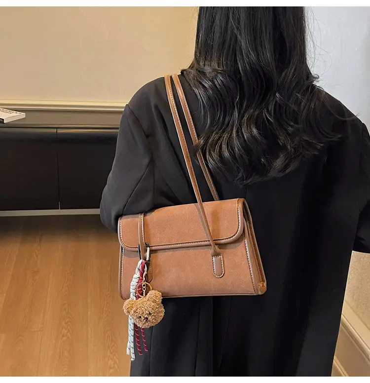 Women's Brown Retro Shoulder Bag Large Capacity 2025 — feature 13