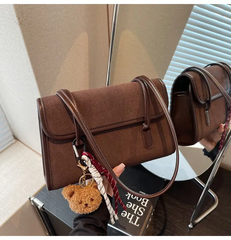 Women's Brown Retro Shoulder Bag Large Capacity 2025 — feature 21