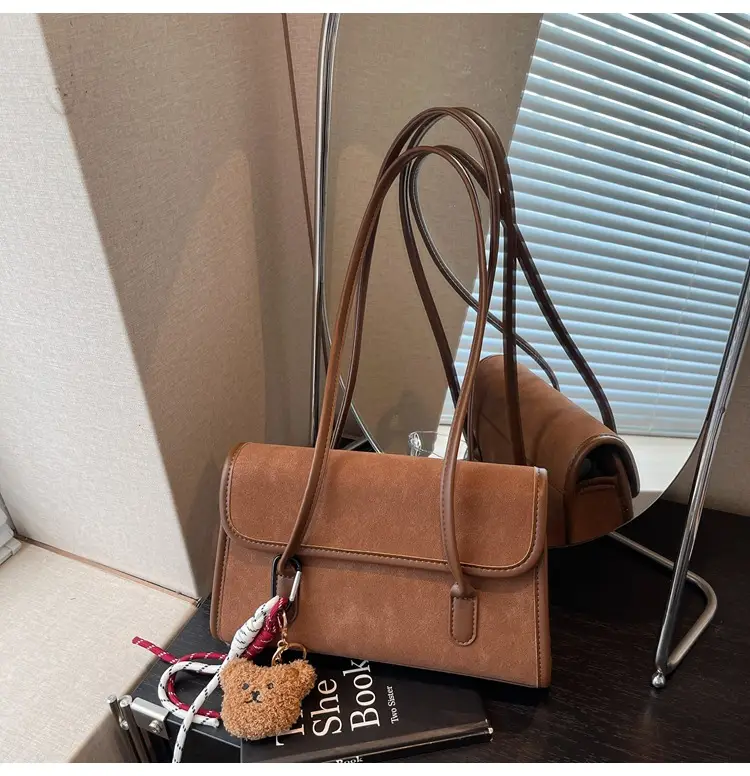 Women's Brown Retro Shoulder Bag Large Capacity 2025 — feature 24