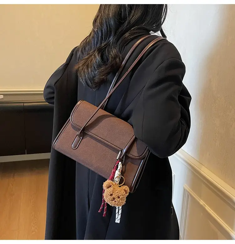 Women's Brown Retro Shoulder Bag Large Capacity 2025 — feature 7