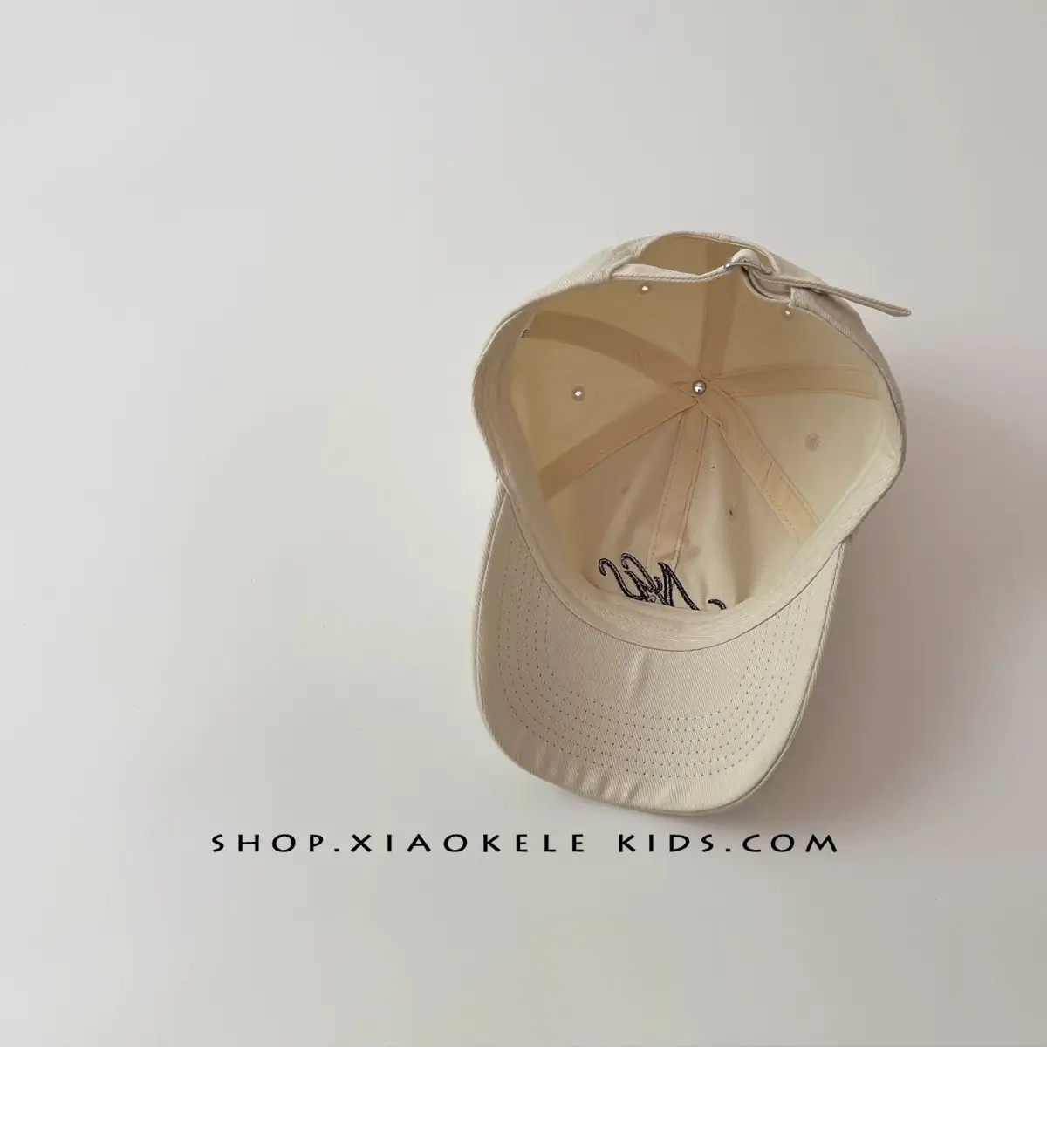 Red Embroidered Baseball Cap for Kids Sunshade Hat — feature 10