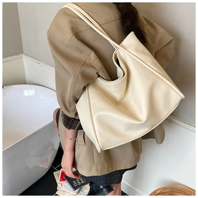 Women Large Capacity Leather Tote Bag Brown 2025 — feature 17