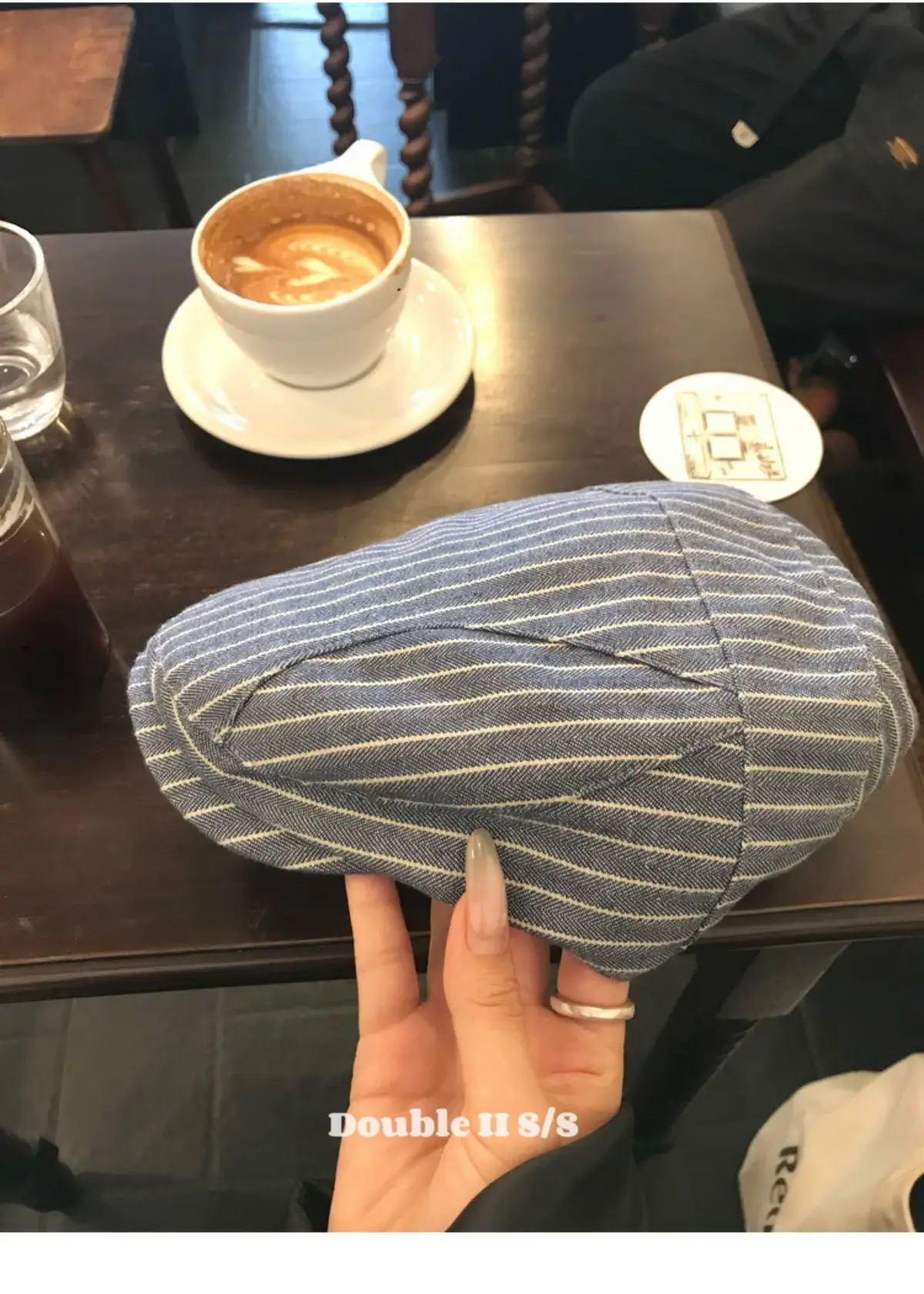 Double I British Retro Niche Duckbill Cap Women — feature 15
