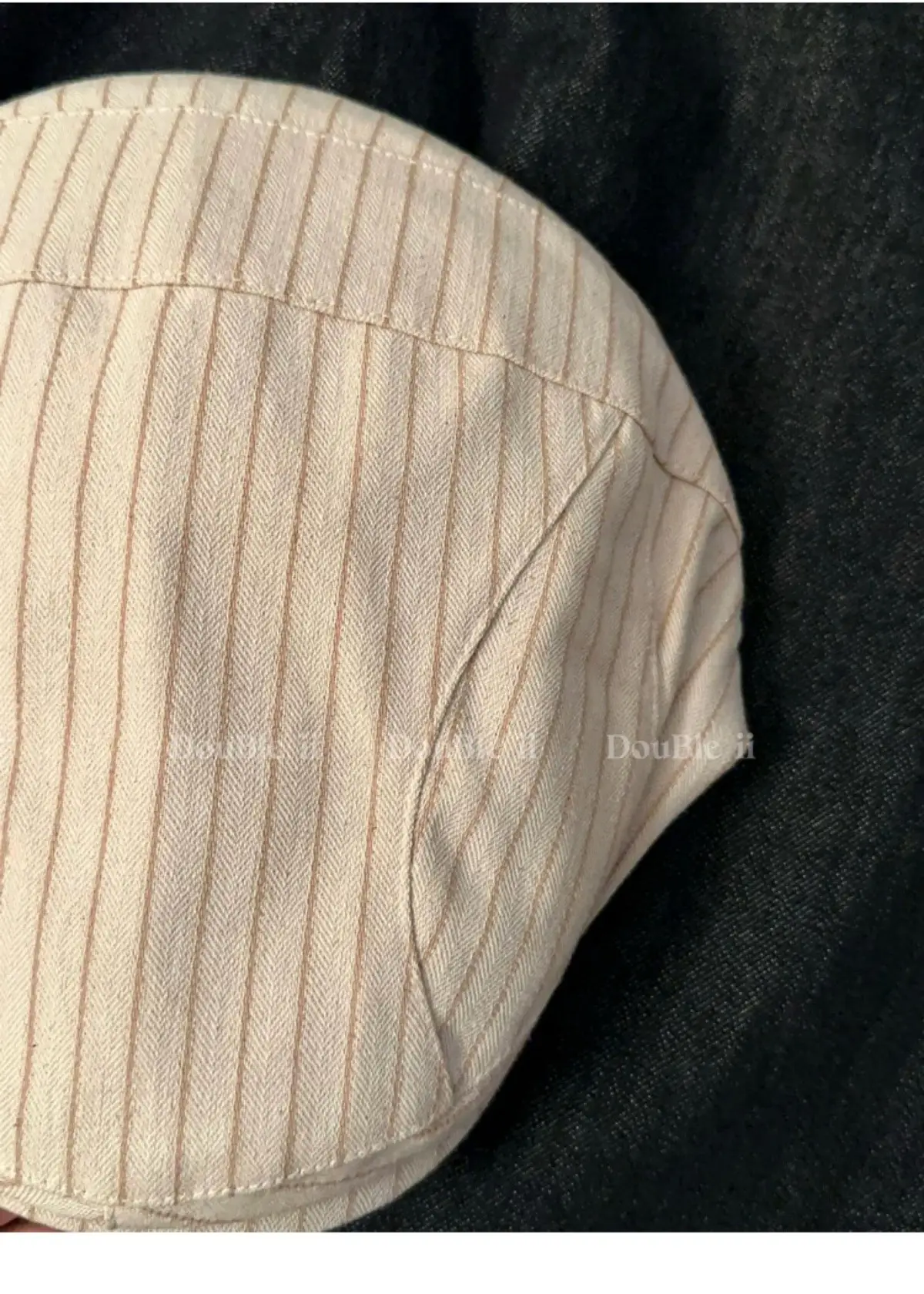 Double I British Retro Niche Duckbill Cap Women — feature 17