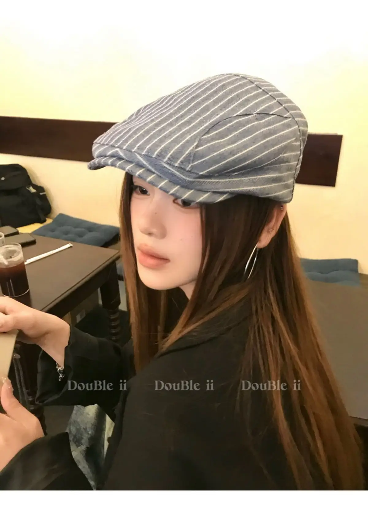 Double I British Retro Niche Duckbill Cap Women — feature 2