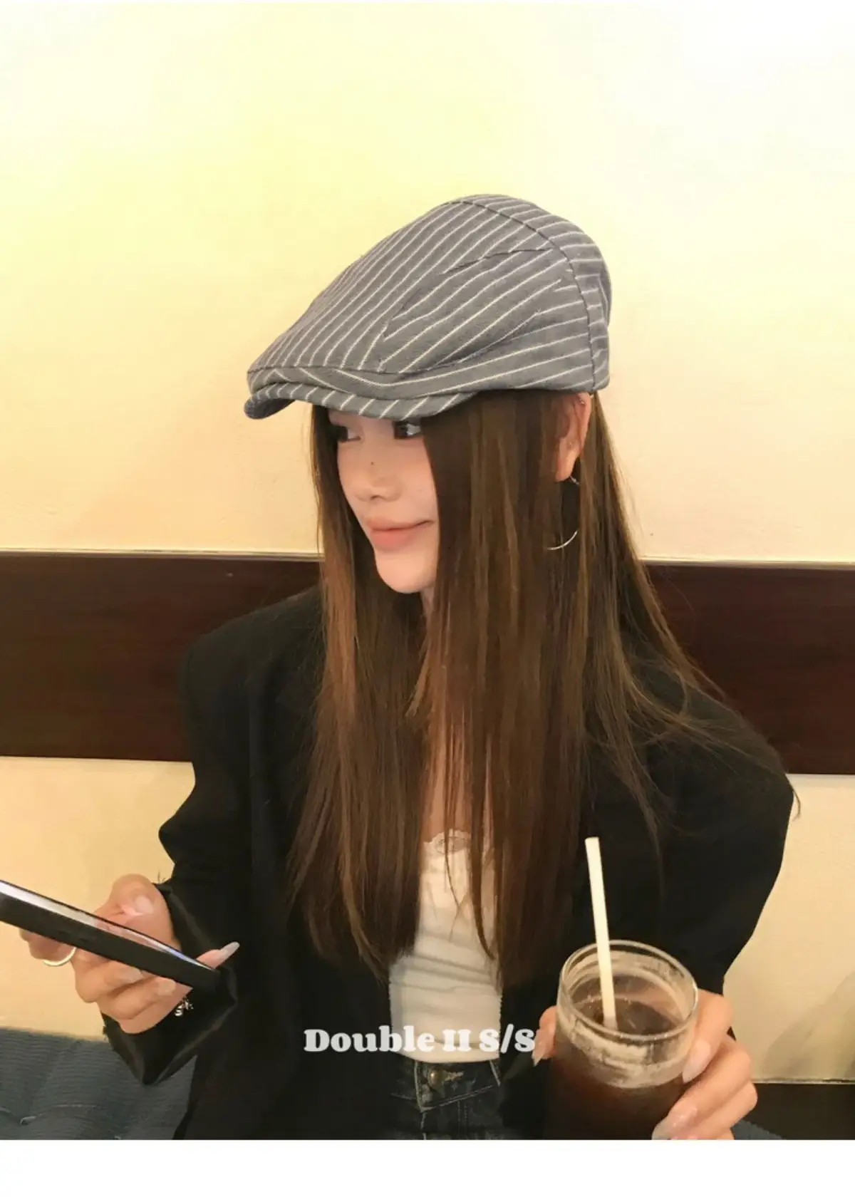 Double I British Retro Niche Duckbill Cap Women — feature 3