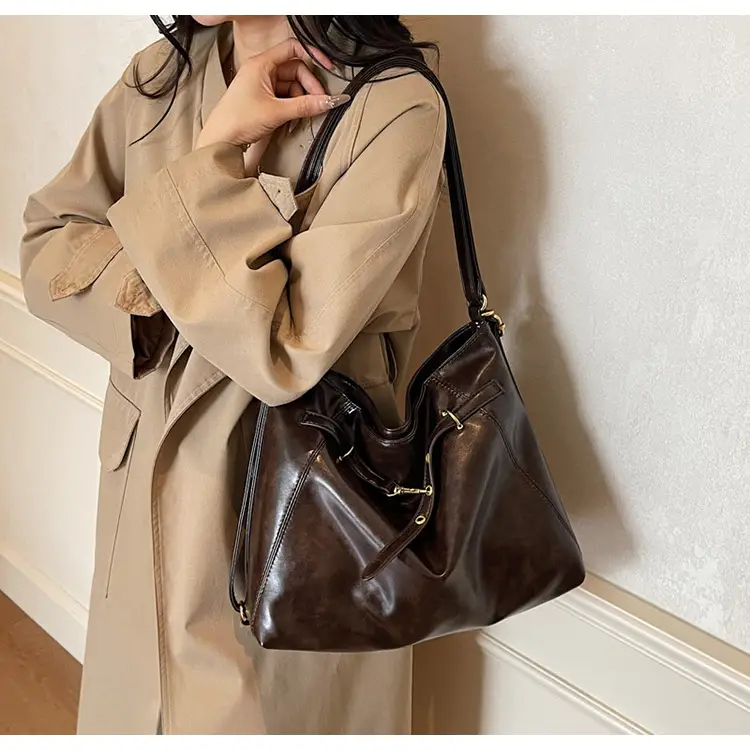 Retro Brown Leather Shoulder Bag for Women 2025 — feature 16