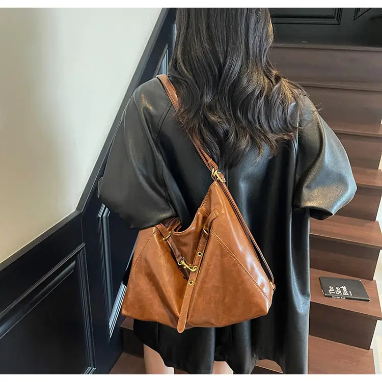 Retro Brown Leather Shoulder Bag for Women 2025 — feature 20