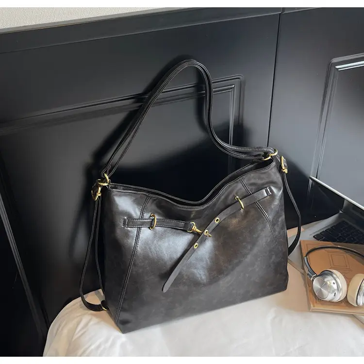 Retro Brown Leather Shoulder Bag for Women 2025 — feature 22