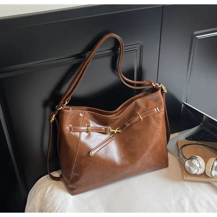 Retro Brown Leather Shoulder Bag for Women 2025 — feature 24
