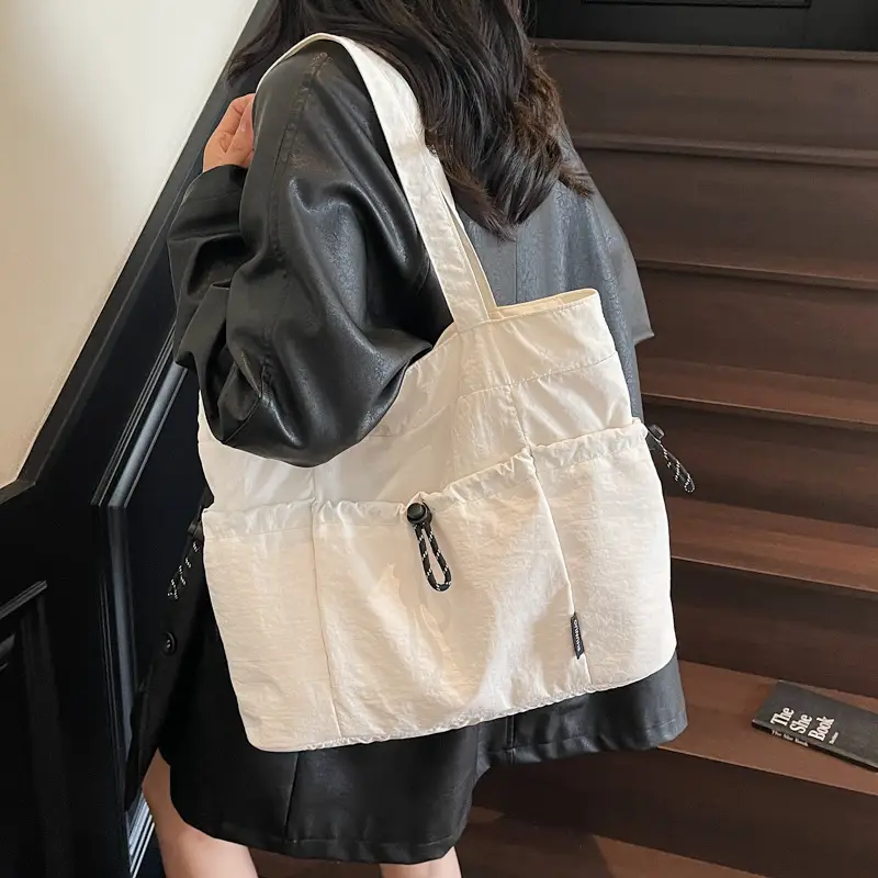 New Pleated Shoulder Bag Large Capacity for Women - Image 9