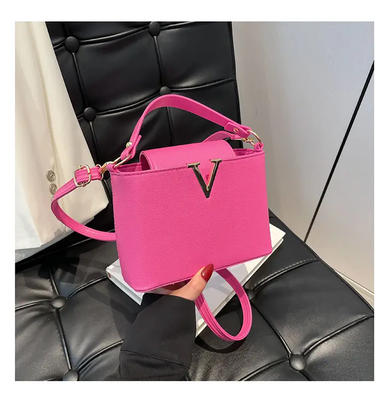 Pink V-Logo Women's Handbag 2025 — feature 46