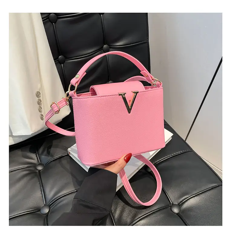 Pink V-Logo Women's Handbag 2025 — feature 47