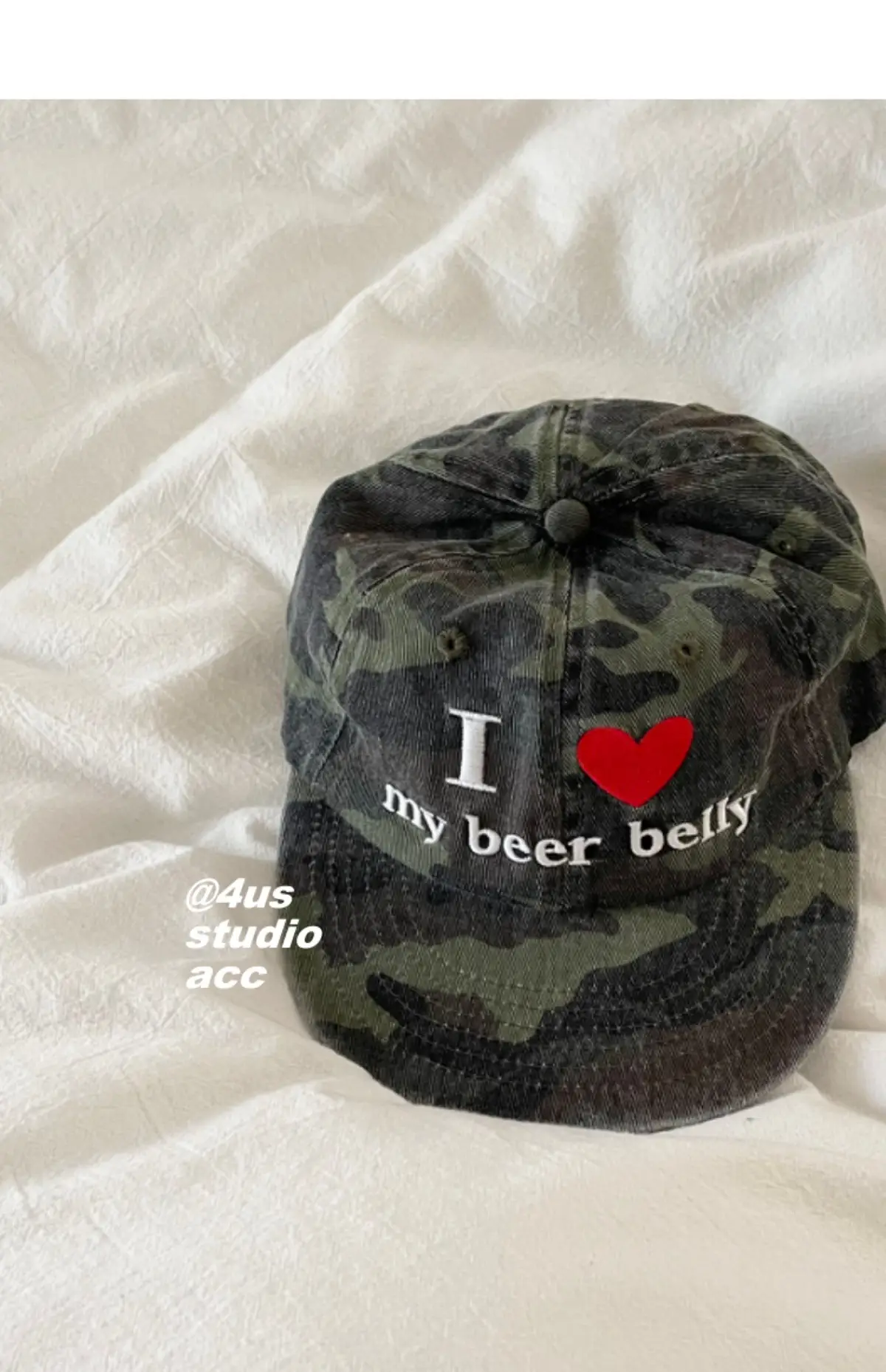 Women Leopard Print Beer Belly Cap with Heart — feature 12