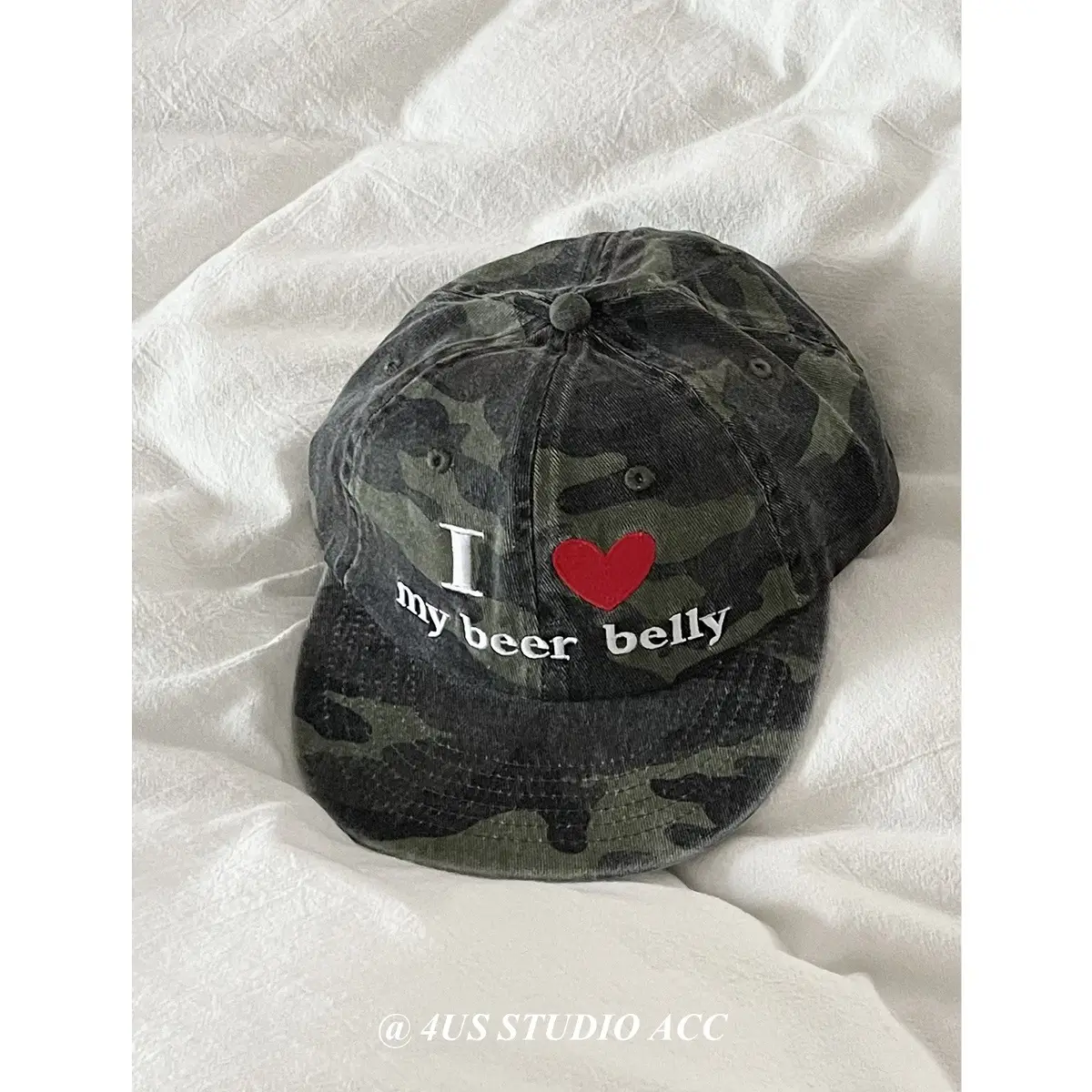 Women Leopard Print Beer Belly Cap with Heart - Image 2