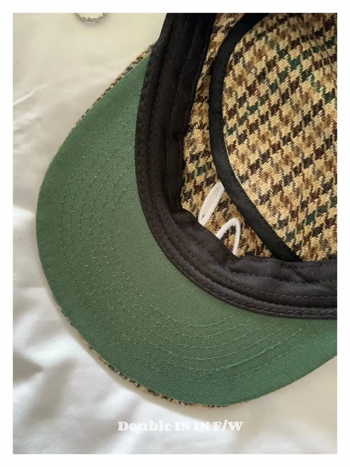 Women Black Houndstooth Embroidered Baseball Cap — feature 30