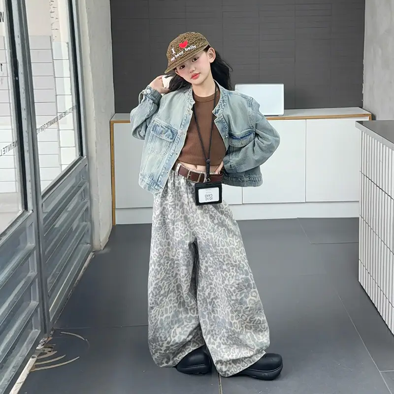 Leopard Print Flat Cap Unisex Shibuya Style - Image 4