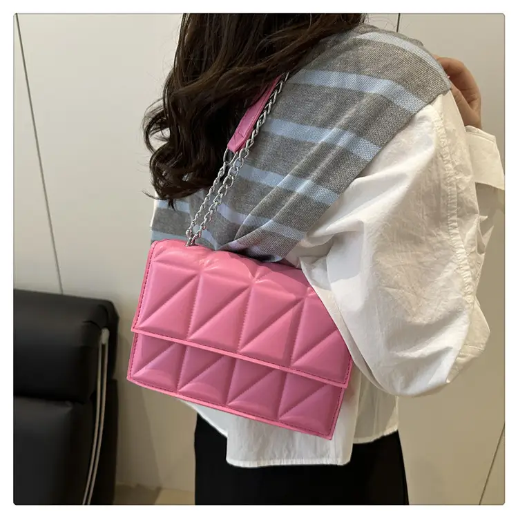 2025 New Fashion Indentation Retro Ladies Bags Solid Color — feature 17