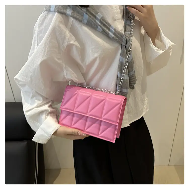 2025 New Fashion Indentation Retro Ladies Bags Solid Color — feature 18