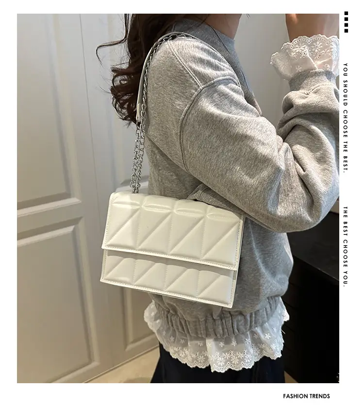 2025 New Fashion Indentation Retro Ladies Bags Solid Color — feature 2