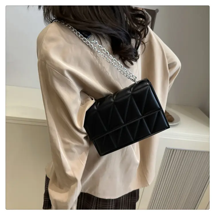 2025 New Fashion Indentation Retro Ladies Bags Solid Color — feature 21