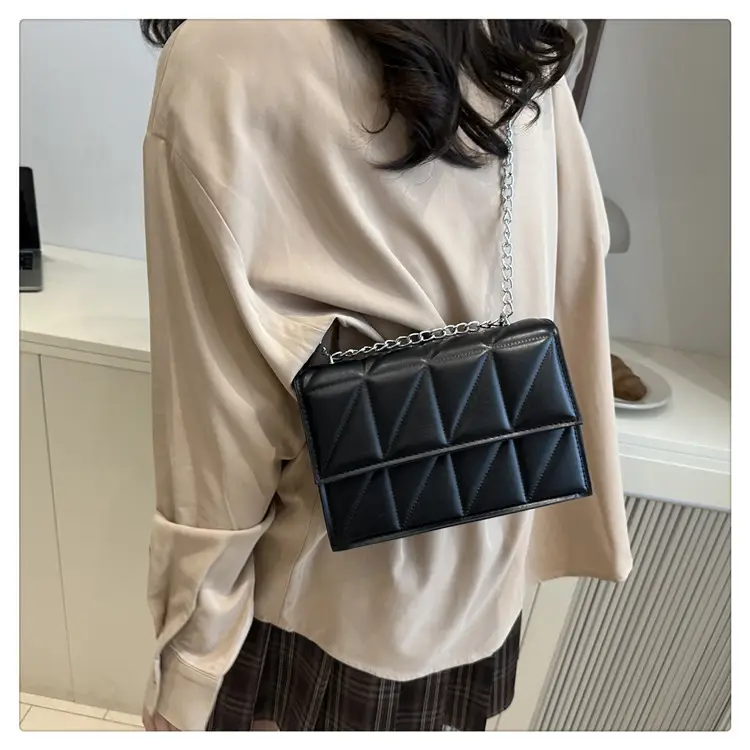 2025 New Fashion Indentation Retro Ladies Bags Solid Color — feature 22