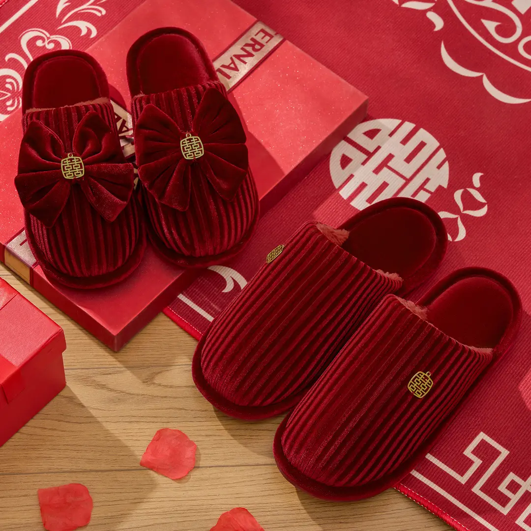 Autumn and Winter Wedding Cotton Slippers for Newlyweds, Festive Big Red Pair of Bride and Groom Indoor Dowry Accessible Luxury - Image 4