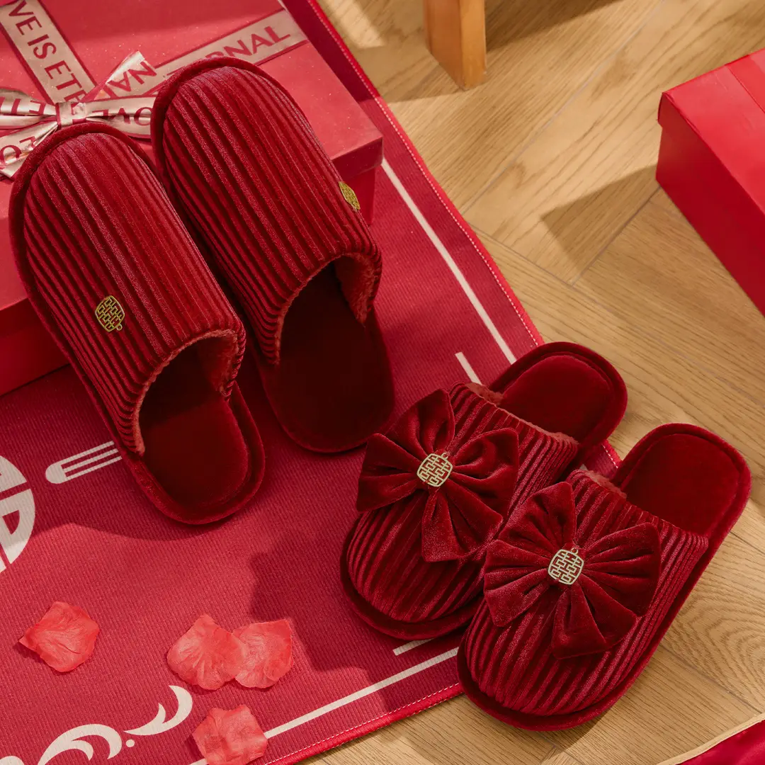 Autumn and Winter Wedding Cotton Slippers for Newlyweds, Festive Big Red Pair of Bride and Groom Indoor Dowry Accessible Luxury - Image 6